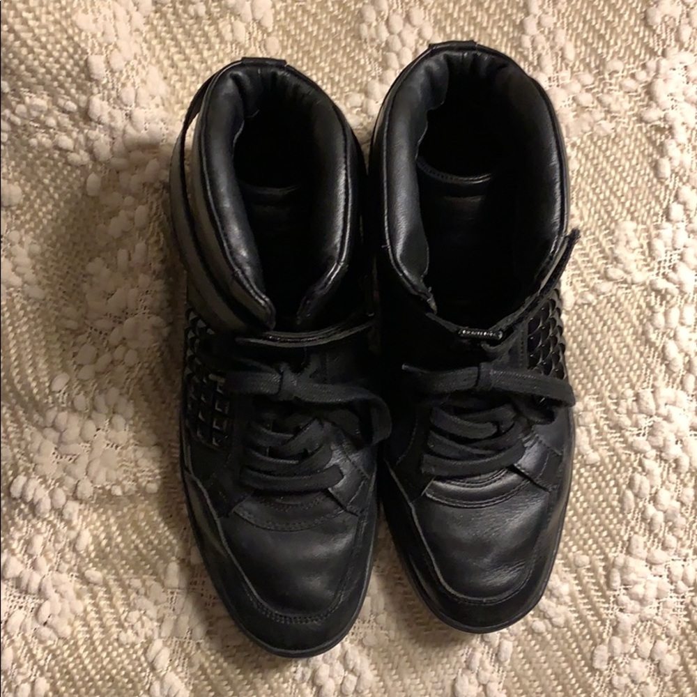 Michael Kors 8.5 men black leather higtops - Picture 2 of 2